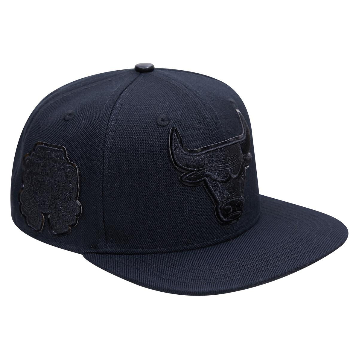 Chicago Bulls Triple Black Wool Blend Pro Six Snapback