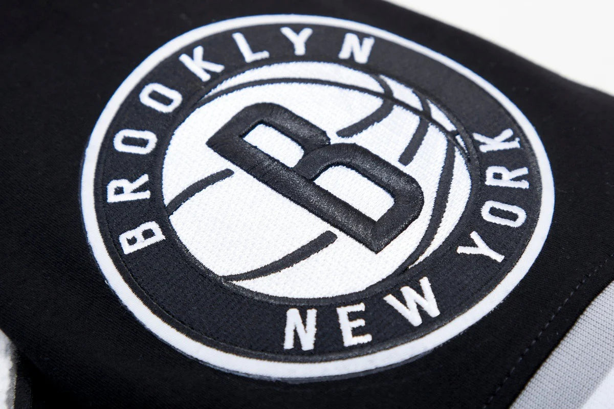 NBA BROOKLYN NETS CLASSIC CHENILLE MEN'S TEE