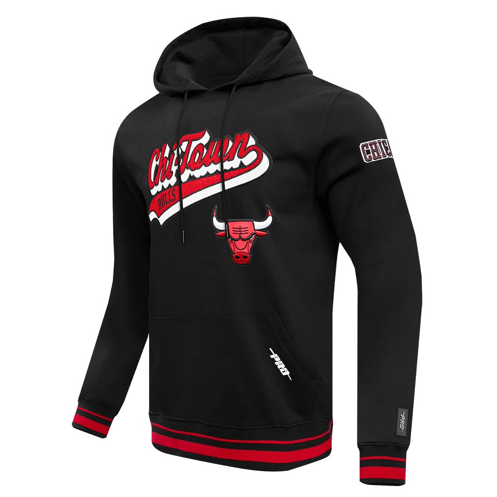 CHICAGO BULLS MEN'S PULL OVER HOODIE SCRIPT TAIL