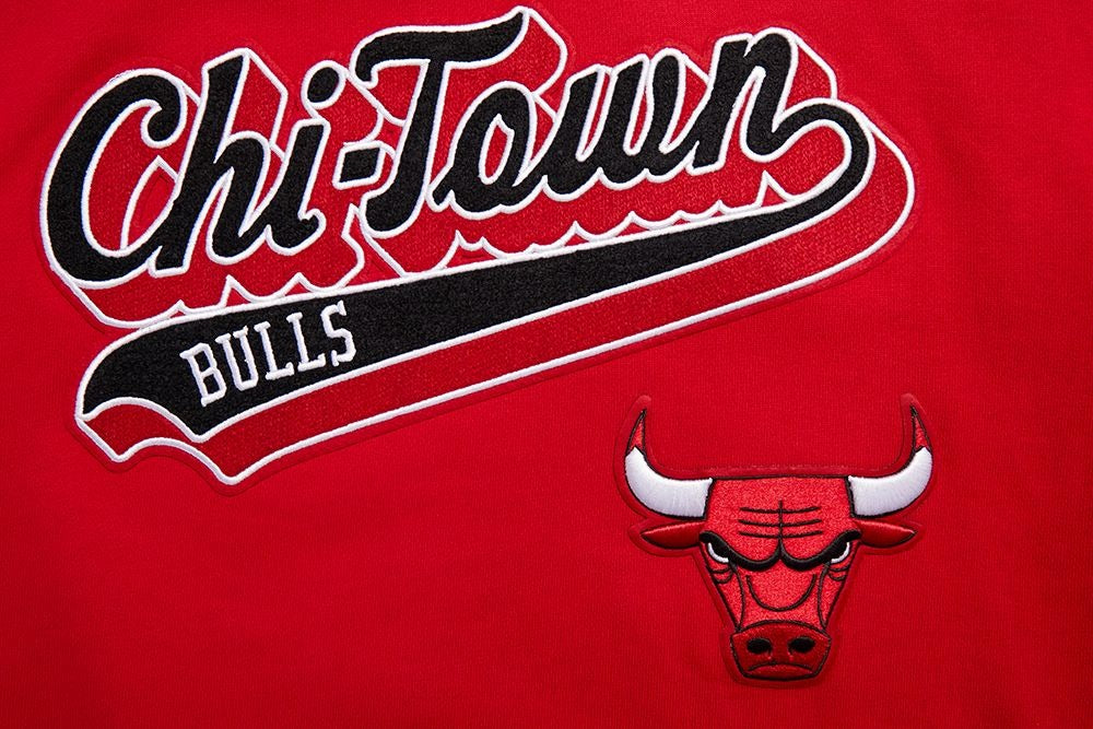 CHICAGO BULLS MEN'S PULL OVER HOODIE SCRIPT TAIL