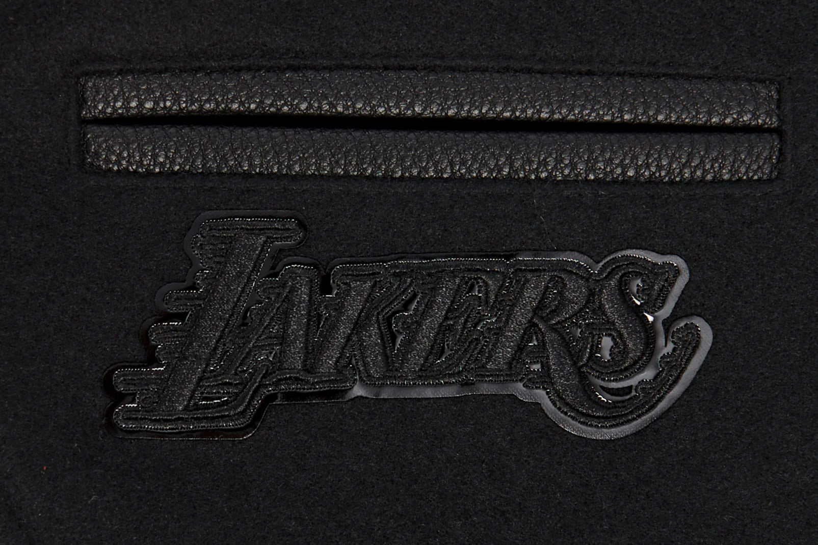 NBA LOS ANGELES LAKERS TRIPLE BLACK BIG BOYS WOOL VARSITY JACKET