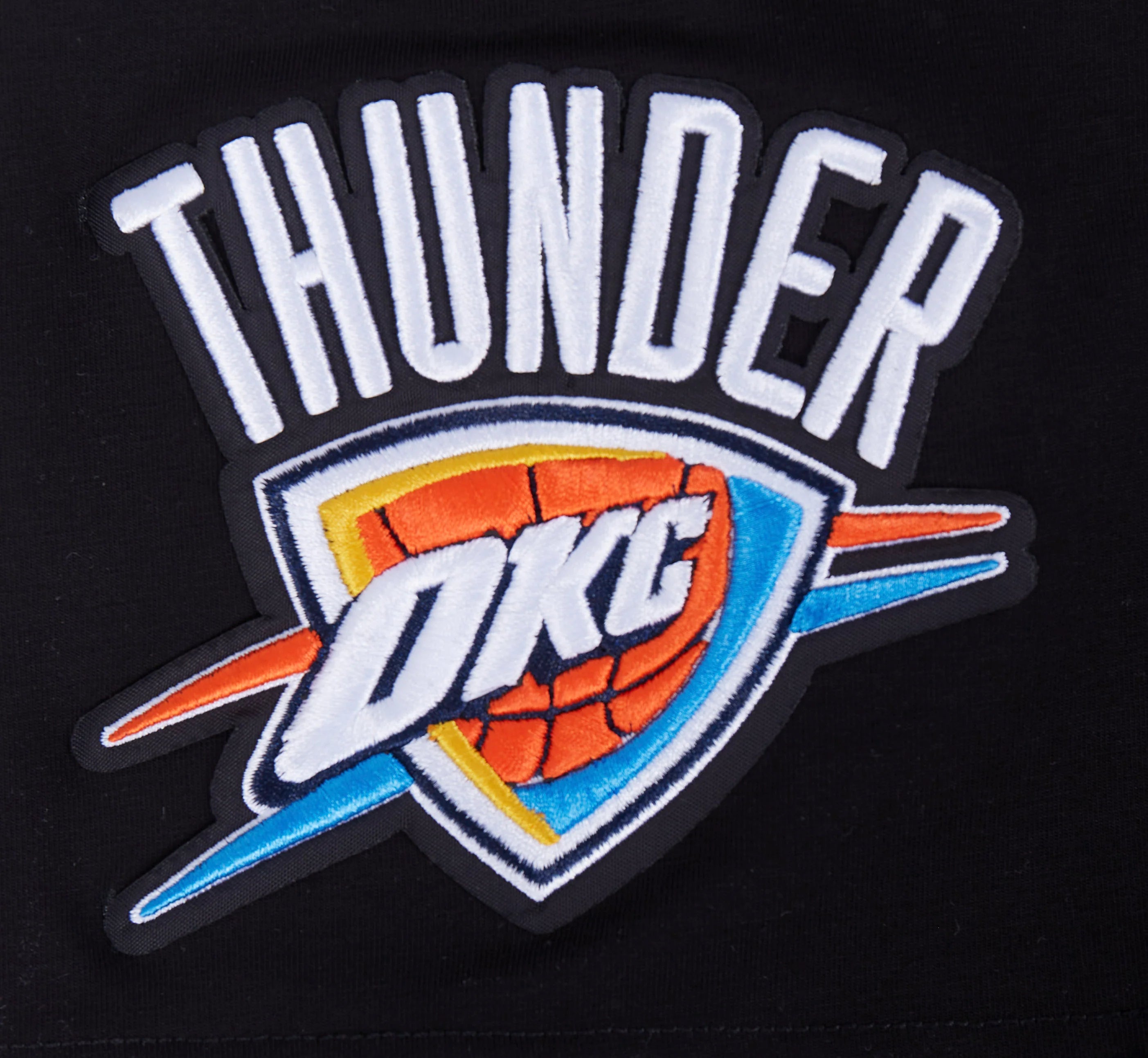NBA OKLAHOMA CITY THUNDER CLASSIC CHENILLE MEN'S TEE