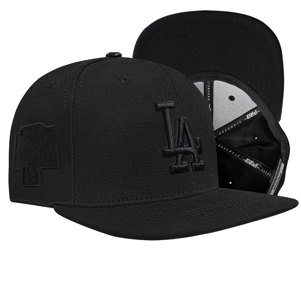 LOS ANGELES DODGERS BLACK OUT CLASSIC LOGO STRAPBACK