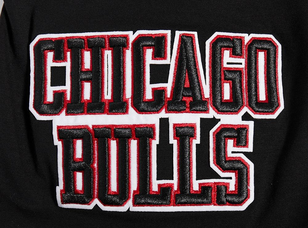 CHICAGO BULLS OLD ENGLISH SJ TEE