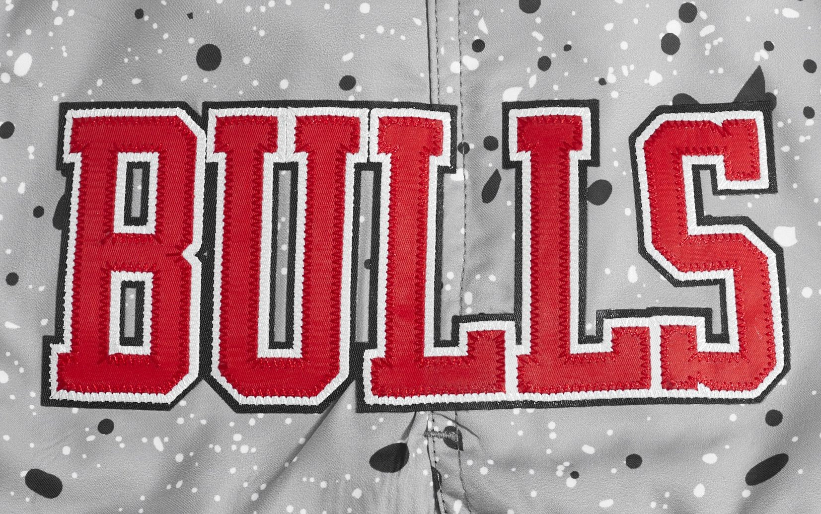 CHICAGO BULLS AOP SPLATTER WOVEN SHORT