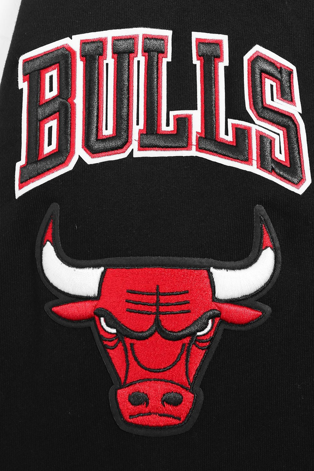 CHICAGO BULLS OLD ENGLISH FLC CREWNECK