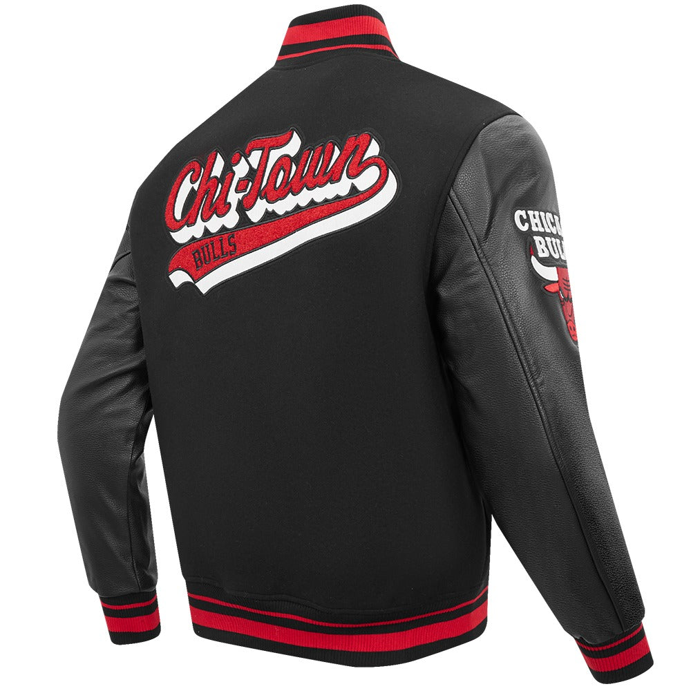 CHICAGO BULLS SCRIPT TAIL RIB WOOL VARSITY