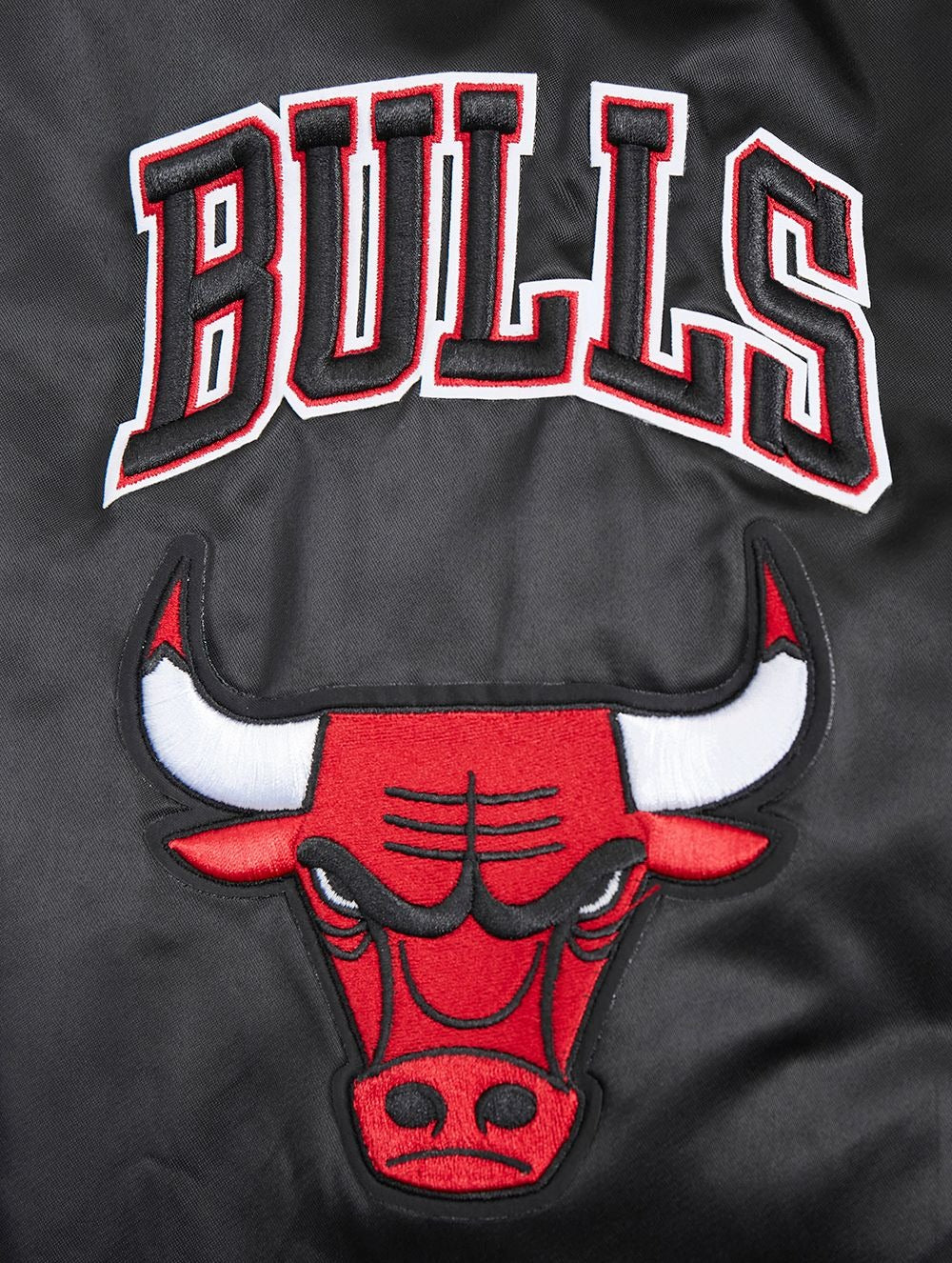 CHICAGO BULLS OLD ENGLISH LOGO SATIN JACKET