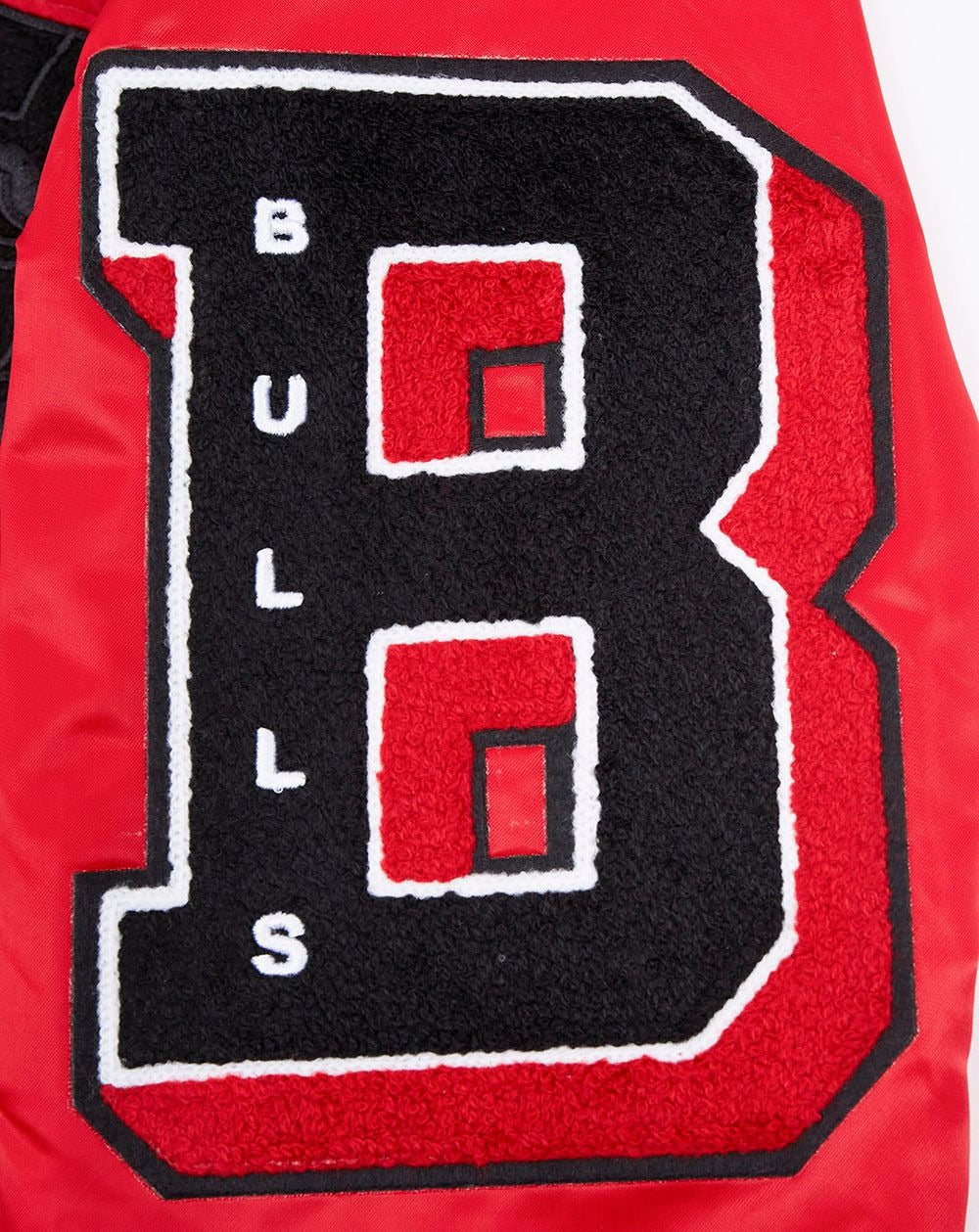 CHICAGO BULLS OLD ENGLISH LOGO SATIN JACKET