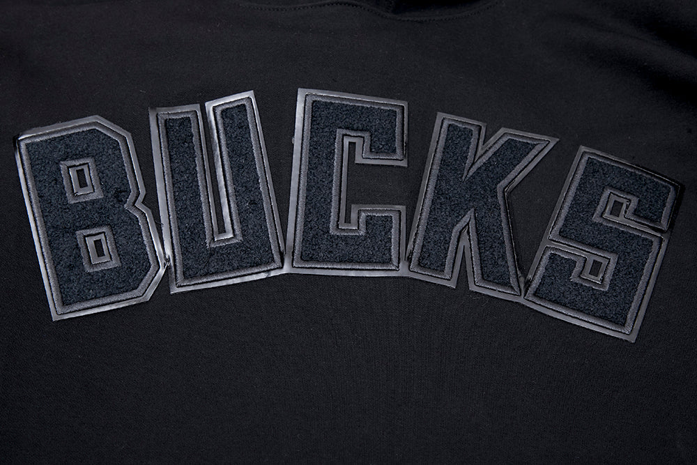NBA MILWAUKEE BUCKS TRIPLE BLACK LOGO MEN'S PULLOVER HOODIE