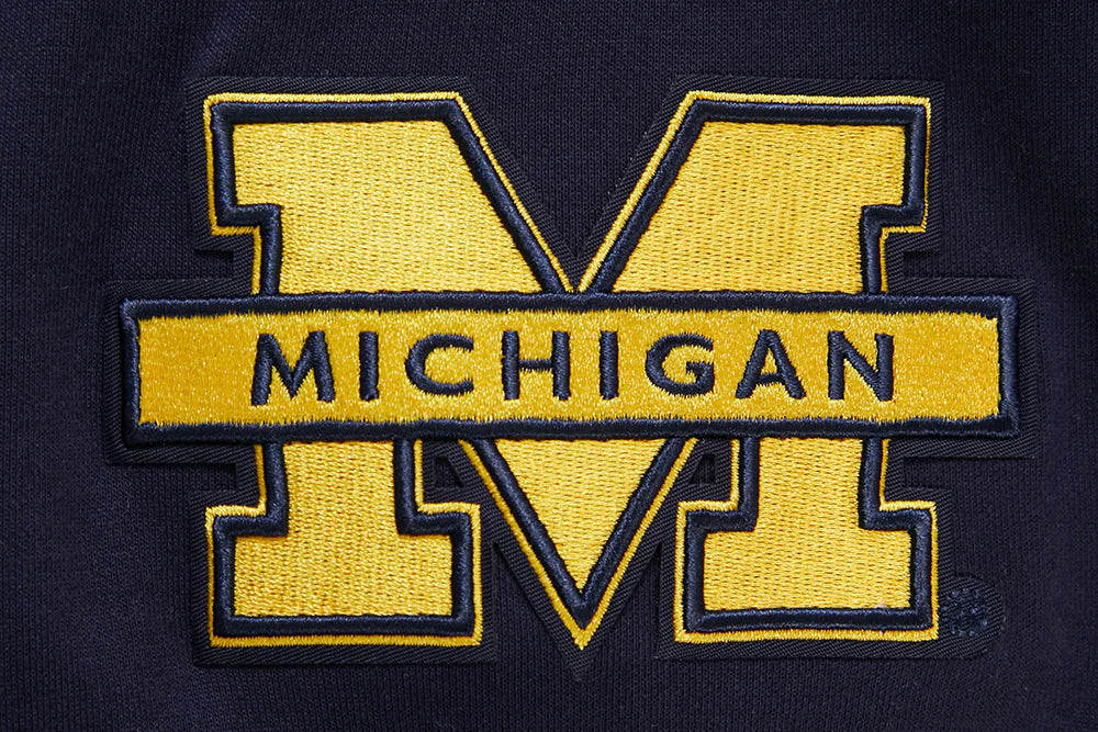 UNIVERSITY OF MICHIGAN CLASSIC MEN'S PULLOVER HOODIE