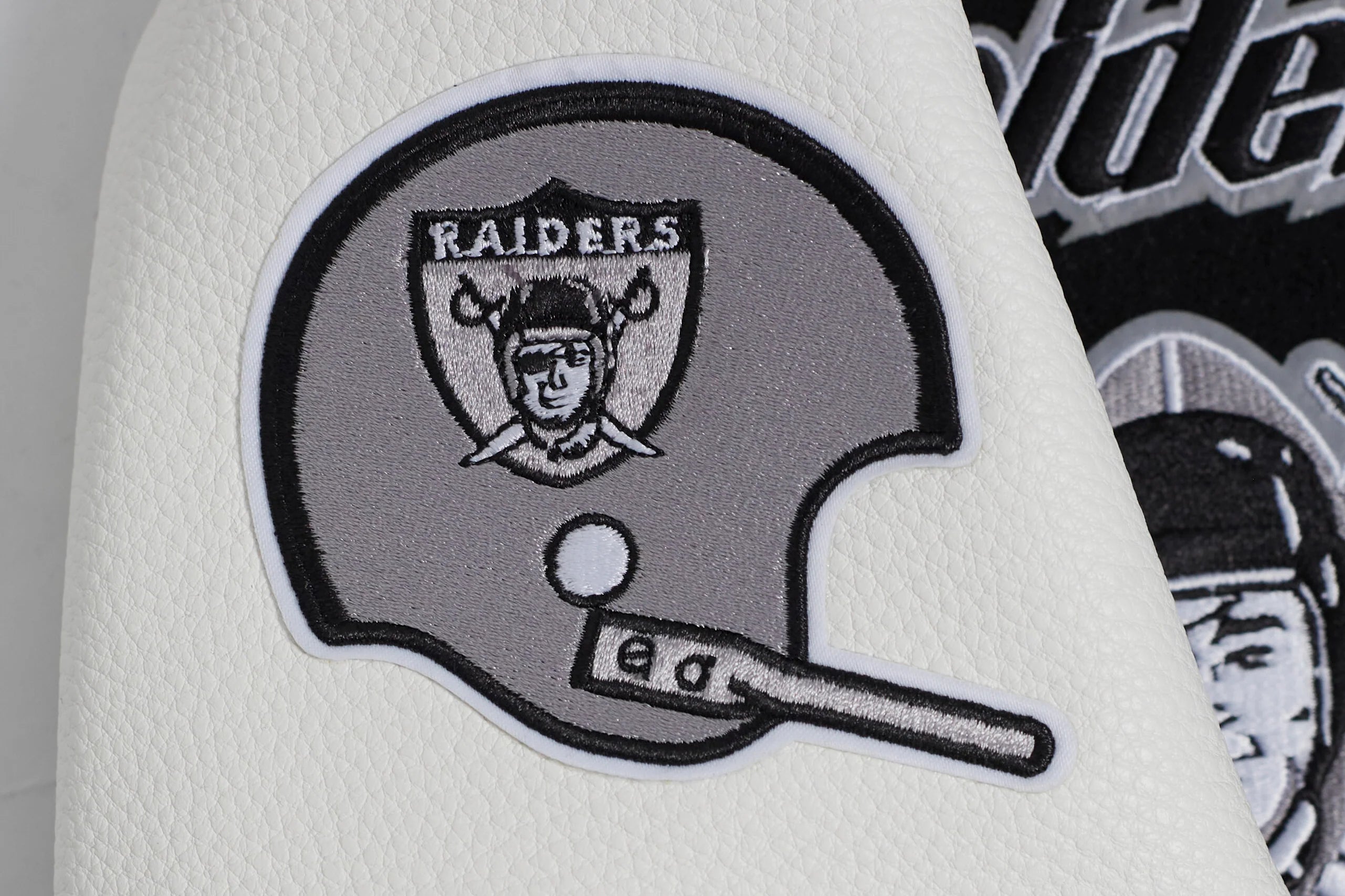 NFL LAS VEGAS RAIDERS RETRO CLASSIC BIG BOYS RIB WOOL VARSITY JACKET